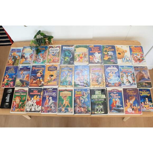 Disney Animated Movie VHS Lot of 30 NOT Tested | Most of the Classics - Picture 3 of 16